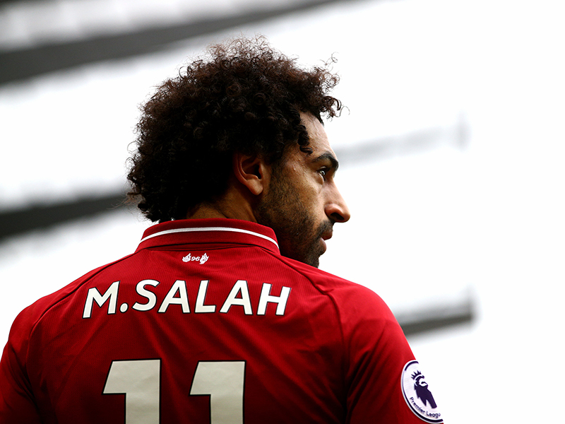 محمد صلاح يحصد جائزة أفضل لاعب أفريقي في العام 2018 ويحتفل بطريقة مميّزة